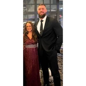 Meet your Posher, Holly